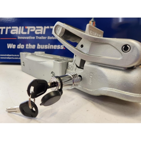 Coupling lock suits cast lever couplings, chrome plated_2